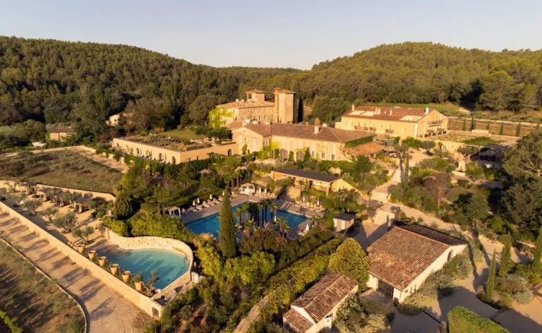 chateau de berne 768x472
